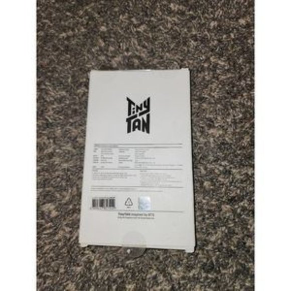 Tiny tan iphone 12/12 pro case - Picture 2 of 2